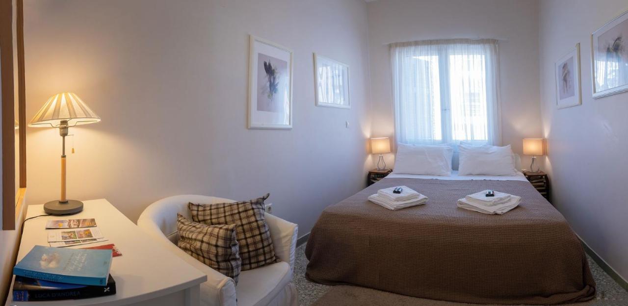 Angelinas Quarters - Kalamata Mediterranean Villas Eksteriør billede