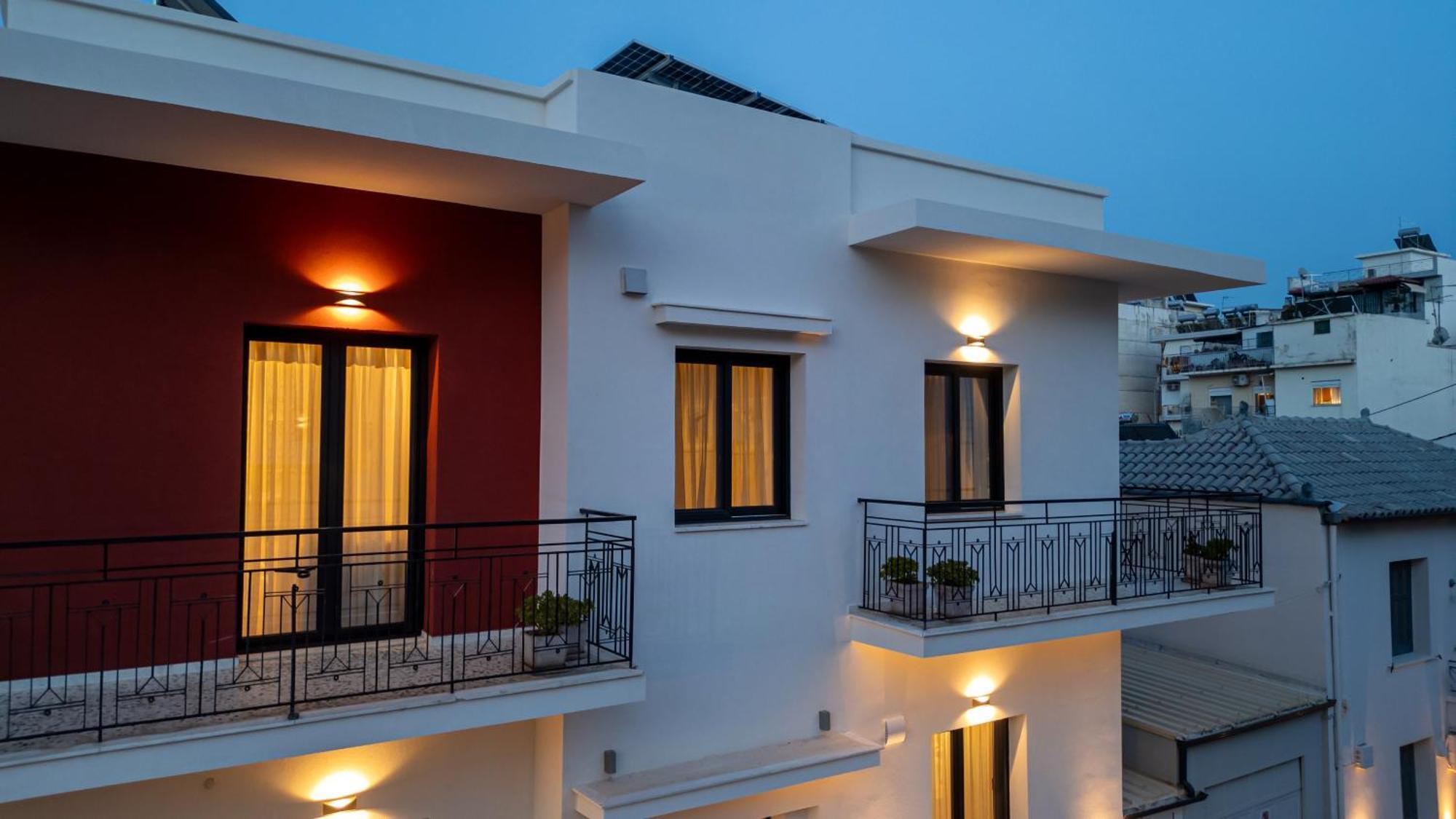 Angelinas Quarters - Kalamata Mediterranean Villas Eksteriør billede