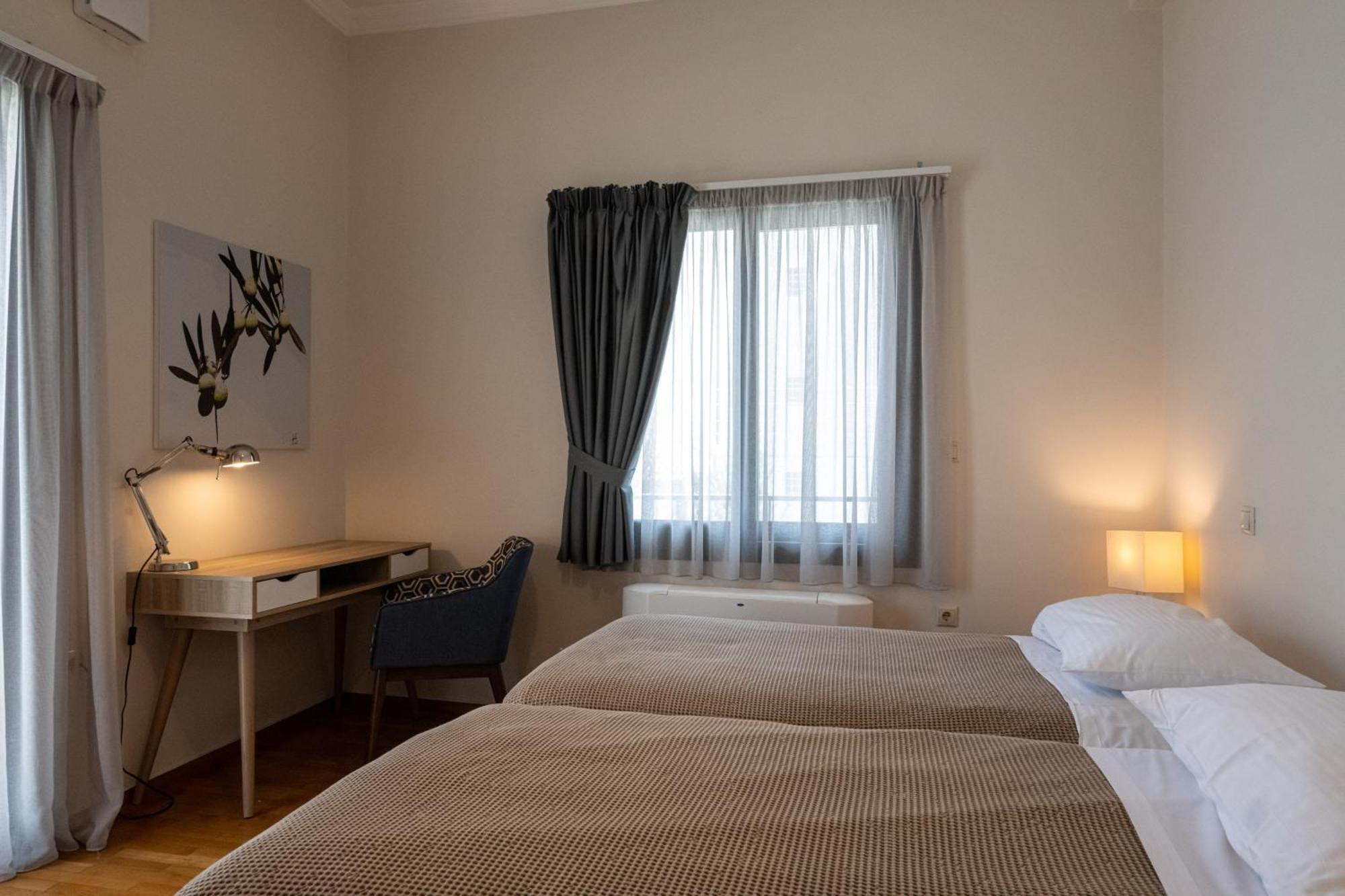 Angelinas Quarters - Kalamata Mediterranean Villas Eksteriør billede