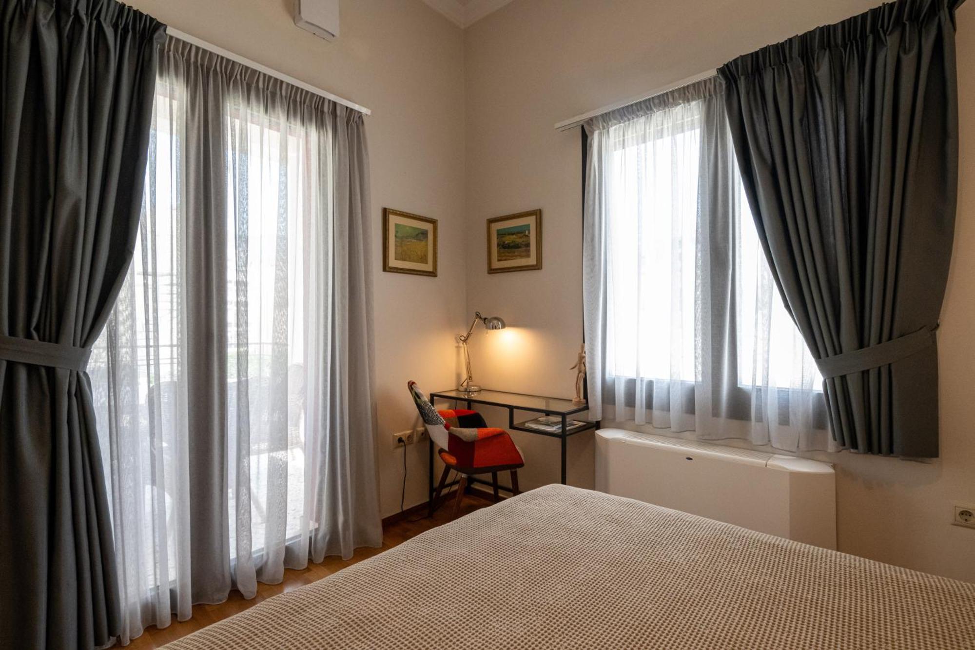 Angelinas Quarters - Kalamata Mediterranean Villas Eksteriør billede